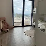 Skyline Villa *